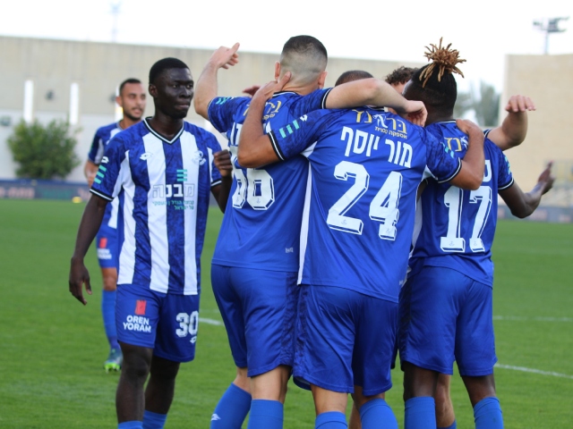 שחקני הפועל פתח תקווה (אסף הופמן, הפועל פתח תקווה)